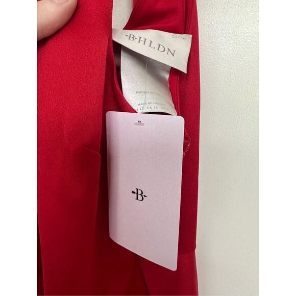 NWT Anthropologie BHLDN Dylan One-Shoulder Satin Side-Slit Gown in Red, Size 12 - Picture 4 of 13